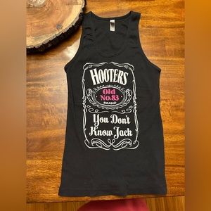 Hooters Tank Too - Chicago
